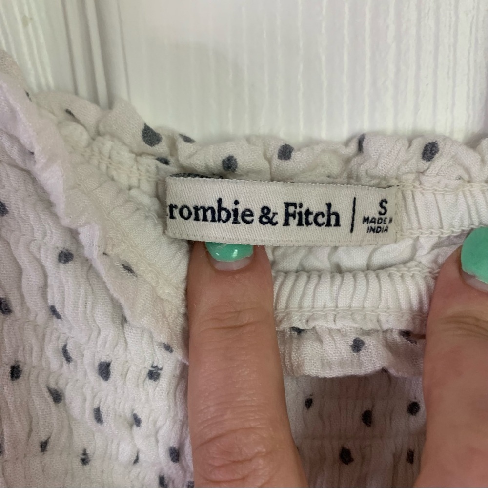 Abercrombie & Fitch White Smocked Crop Top, size S - Picture 3 of 7